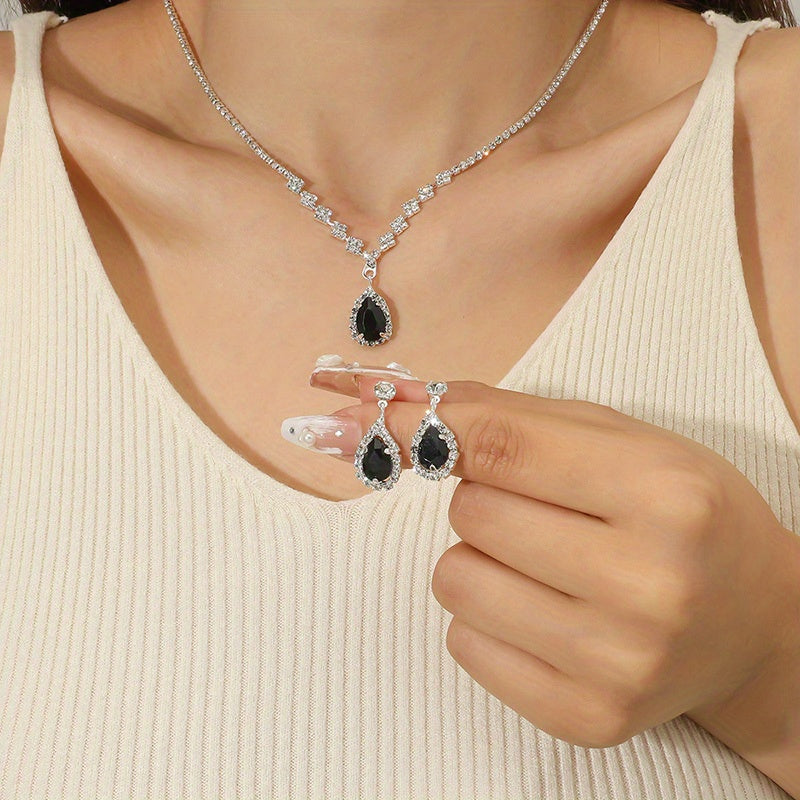 Margot™ – Delicate Timeless Feminine Jewelry Set