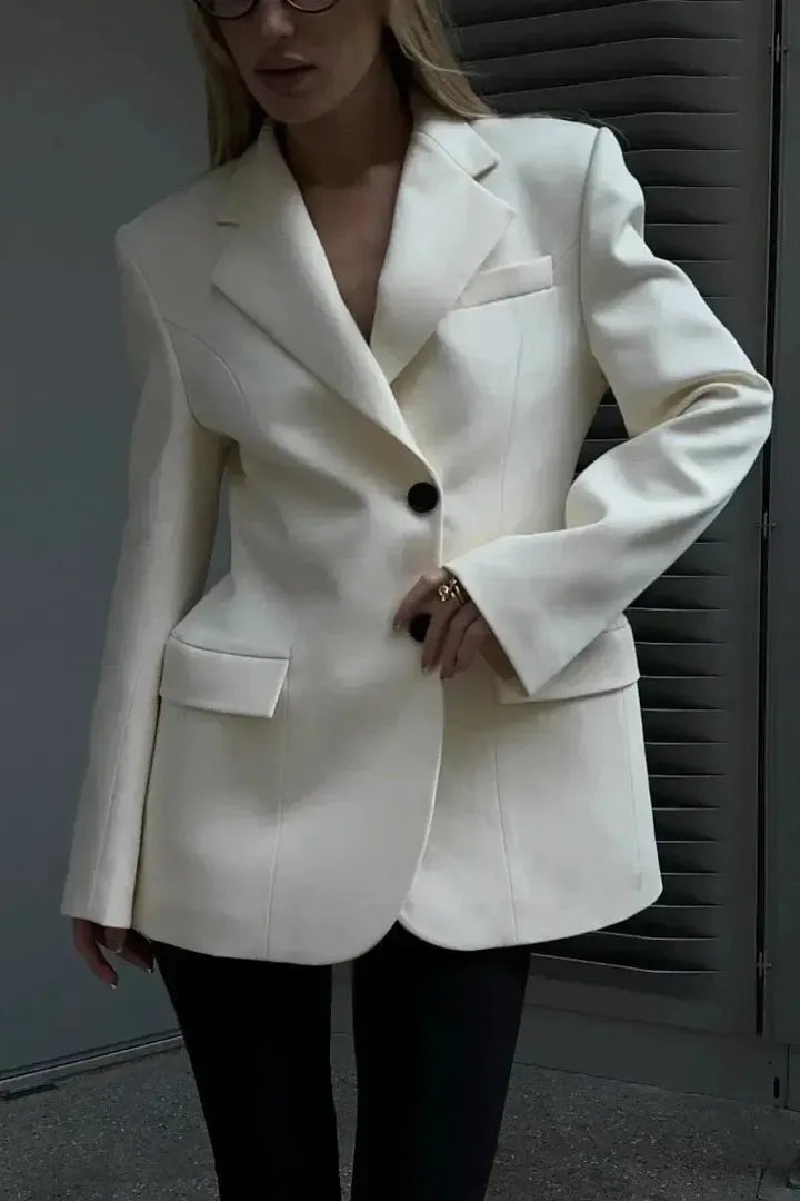 Élodie Grace – Perfect Jacket