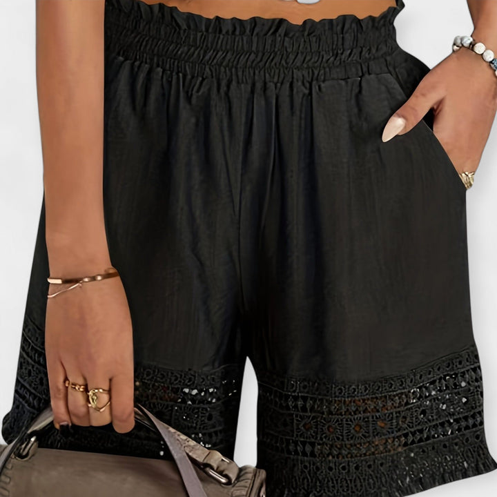 Helmi Shorts