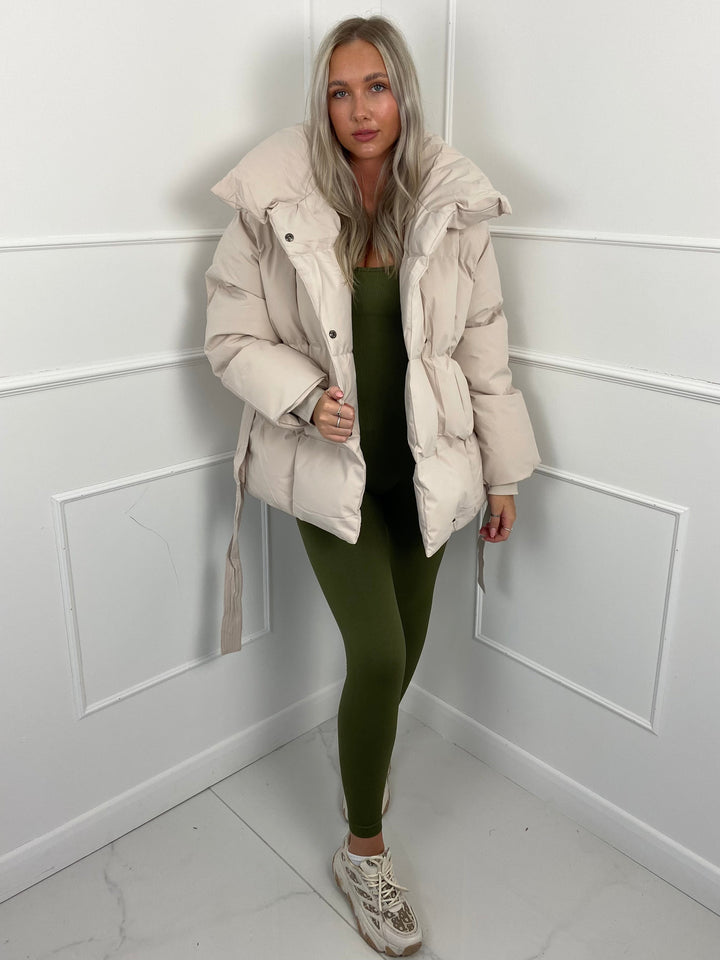 CALISTA™ | Puffer Coat with Short Belt
