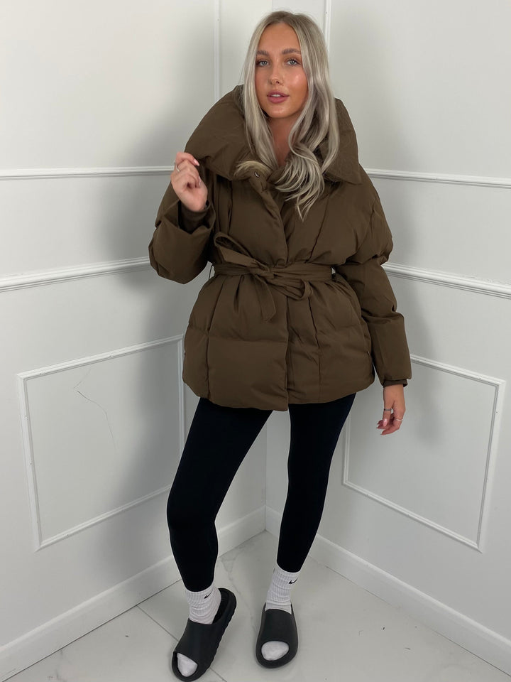 CALISTA™ | Puffer Coat with Short Belt