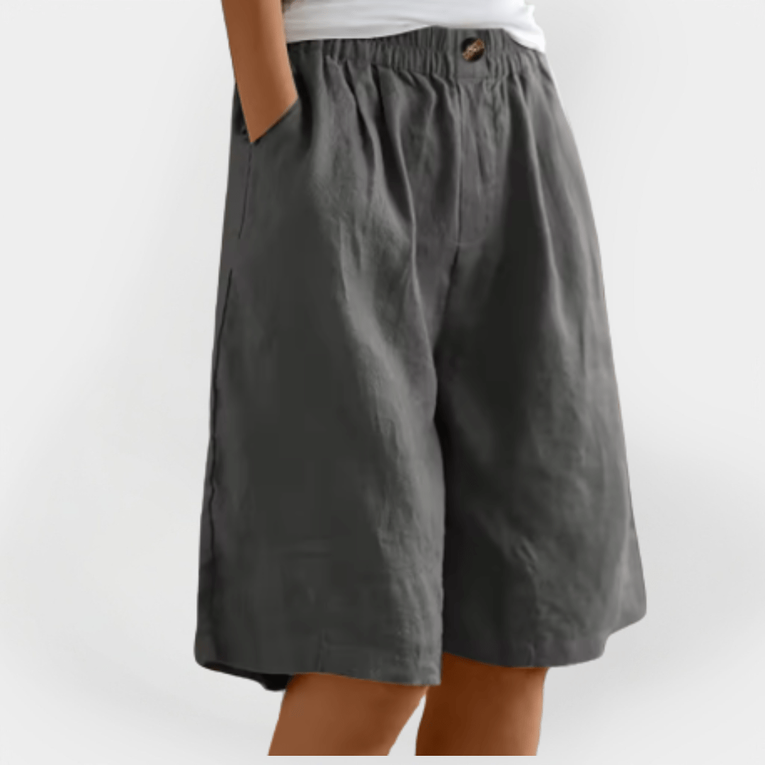 Liini Shorts