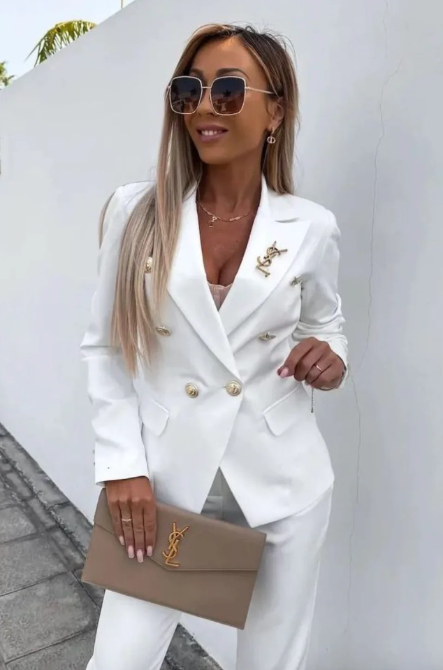 Amory - Chic and Elegant Blazer and Trouser Set