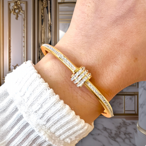Élodie™ – Delicate Elegance with Subtle Radiance