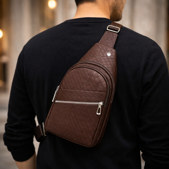 Tressé Chest Bag