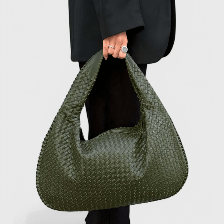 Tilly Borsa